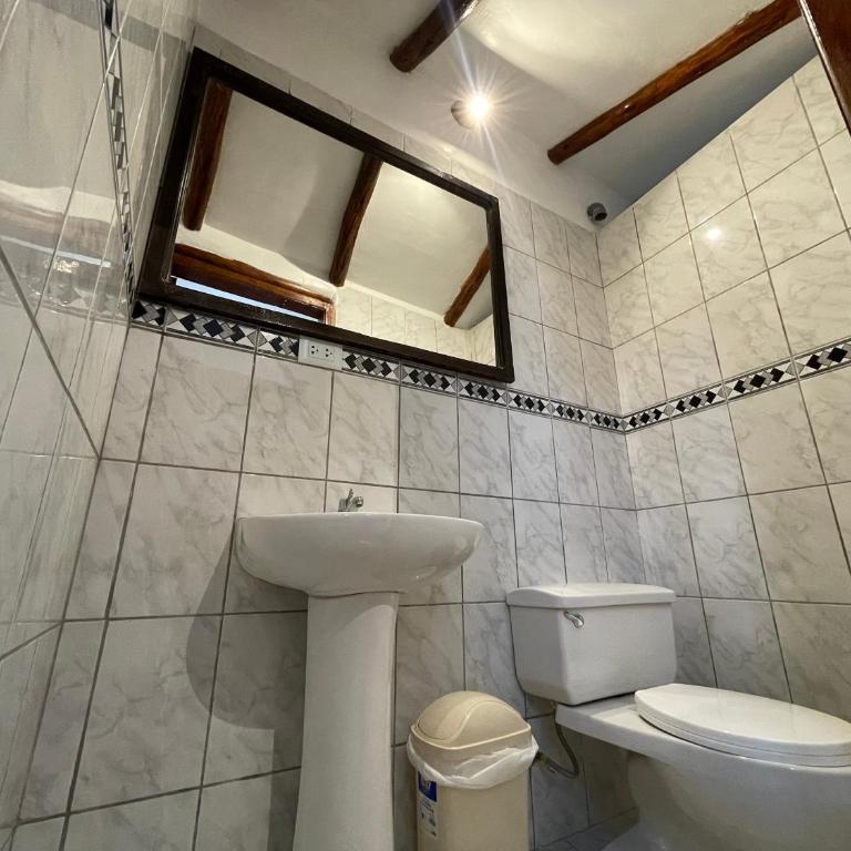 Hotel Sagrada Tierra Ollantaytambo - Triple Room with Mountain View - 4