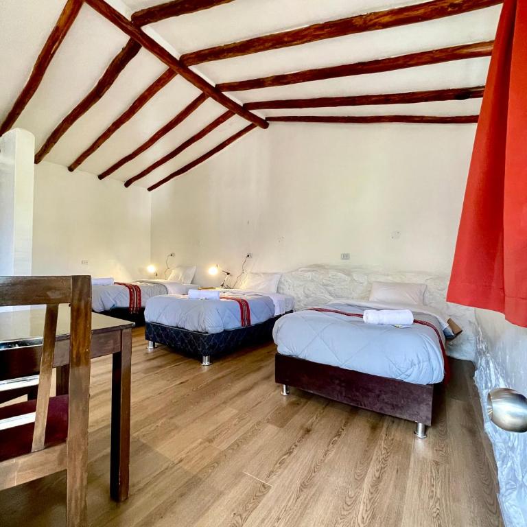 Hotel Sagrada Tierra Ollantaytambo - Triple Room with Mountain View - 5