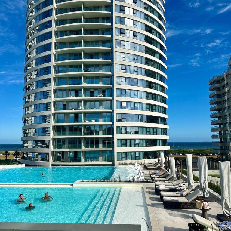 LUXURY apartment in Trump Tower, oceanfront - Apartamento - 31