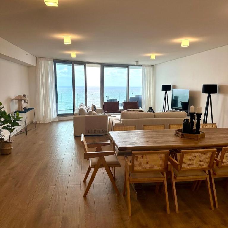 LUXURY apartment in Trump Tower, oceanfront - Apartamento - 32