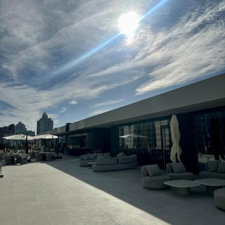 LUXURY apartment in Trump Tower, oceanfront - Apartamento - 39