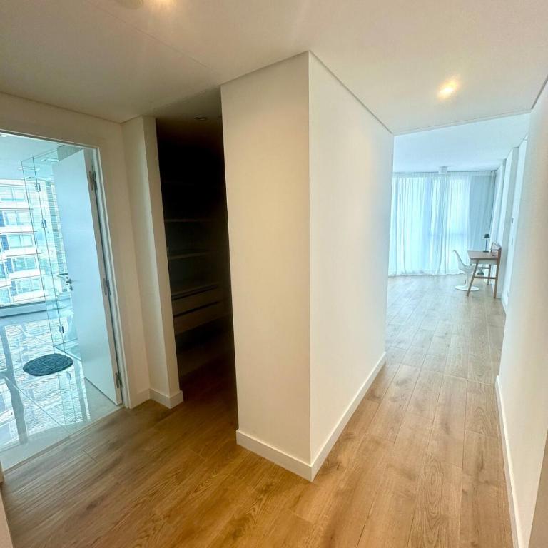 LUXURY apartment in Trump Tower, oceanfront - Apartamento - 53