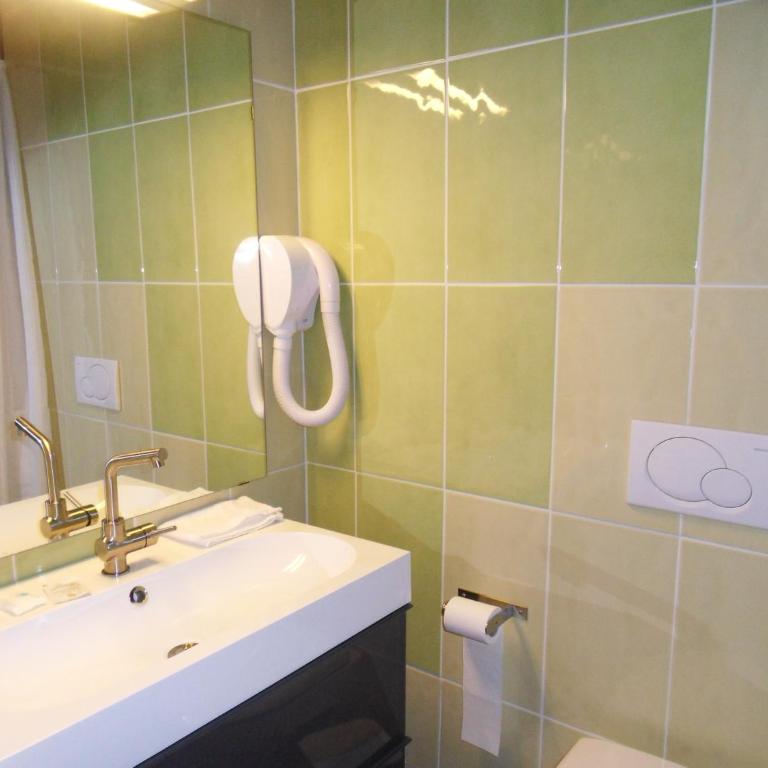 Savoy Hotel - Chambre Double - 6