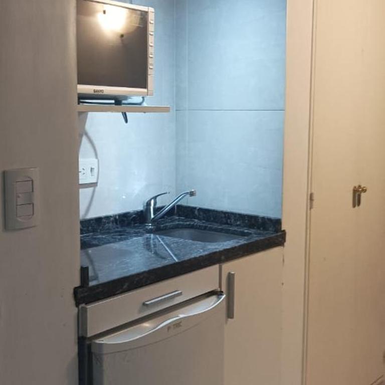 Departamento en plena Avenida Corrientes al 800 - Apartamento de 1 dormitorio - 2