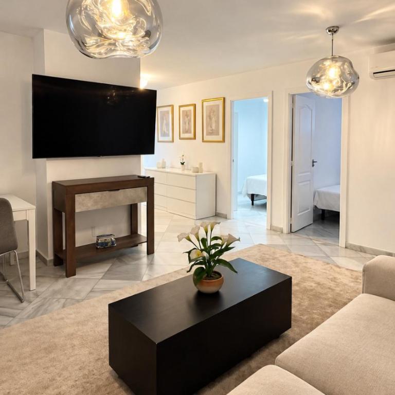 Flat in Marbella at Cabopino Port - Apartamento de 3 dormitorios - 1