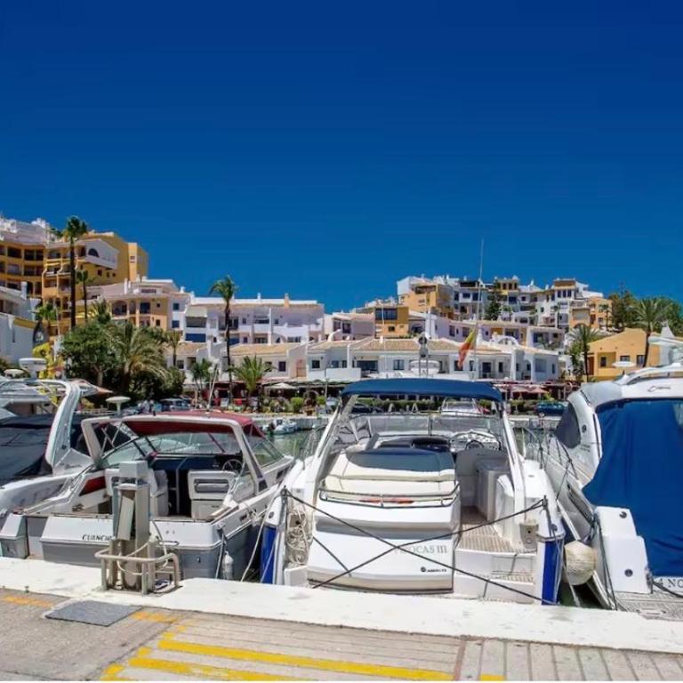 Flat in Marbella at Cabopino Port - Apartamento de 3 dormitorios - 16