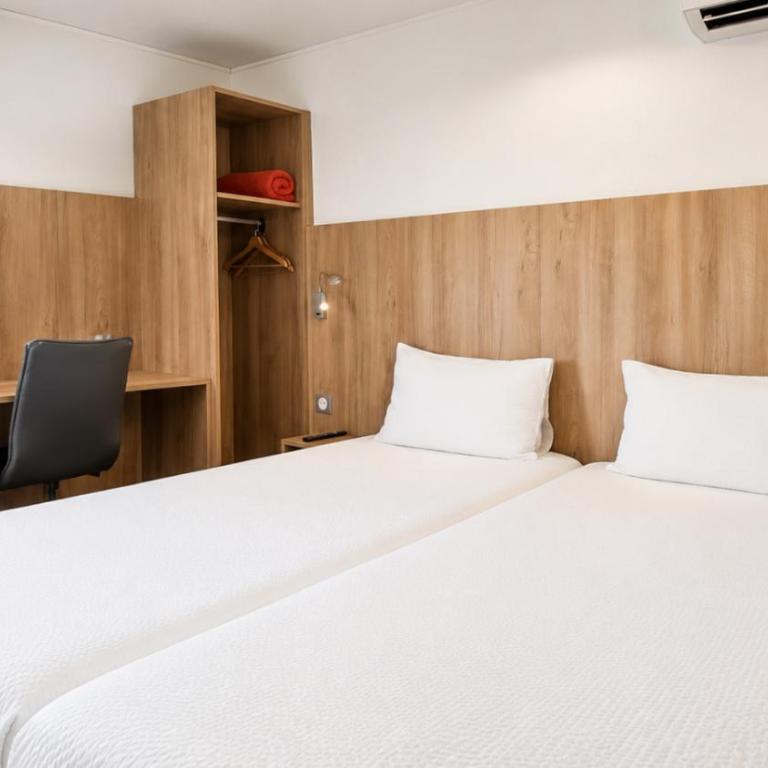 Kyriad - Narbonne Sud - Chambre Standard avec 2 Lits Simples - 4