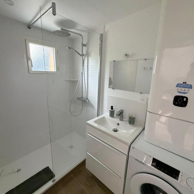 Maison 4 personnes dans village atypique proche mer - Maison 1 Chambre - 3