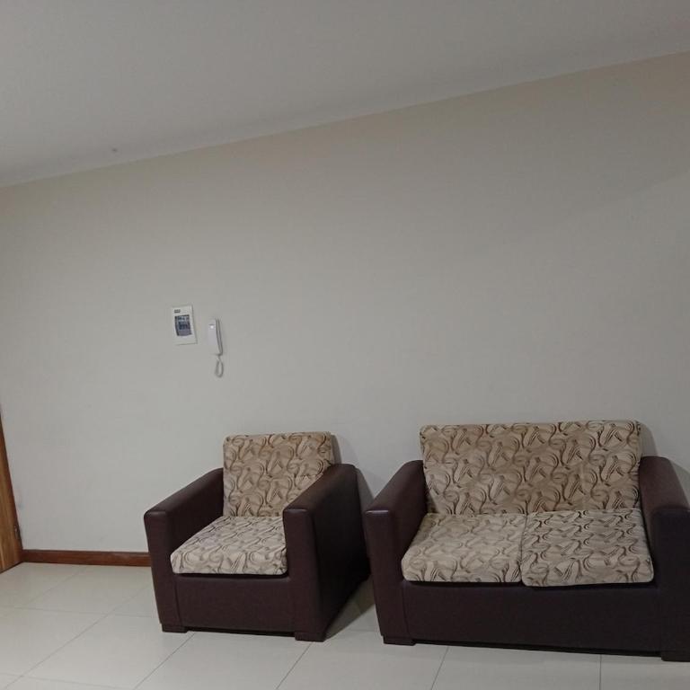 Natalias Hideaway - One-Bedroom Apartment - 4