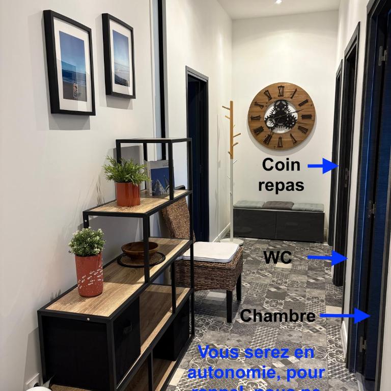 Chambre tout confort avec commodités espace repas wifi parking - Appartement 1 Chambre - 6
