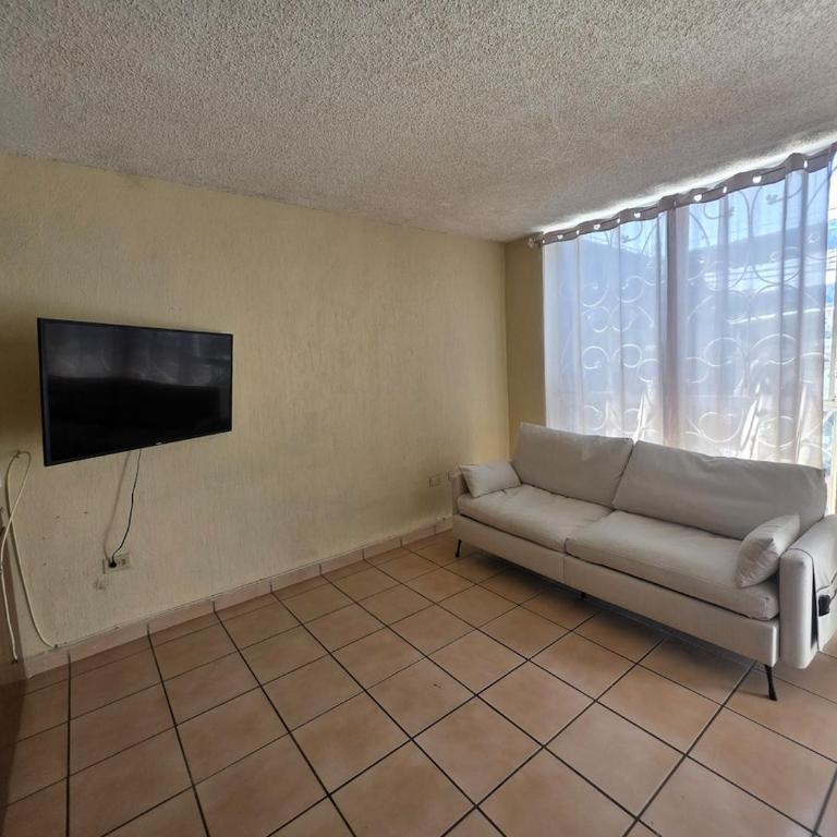 Private, comfortable, and quiet house with AC - Apartment mit 2 Schlafzimmern - 6