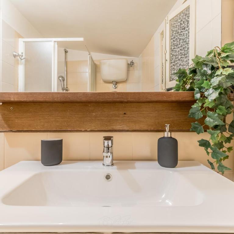 In the heart of Trastevere I Apartment with private terrace - Apartment mit 1 Schlafzimmer - 10