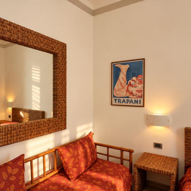 Insula Hotel - Family Room - 3