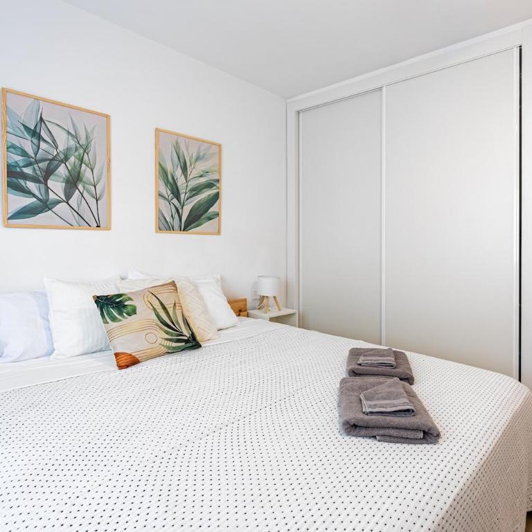 Living Murcia-Modern 3BR House with Terrace - Casa de 3 dormitorios - 10