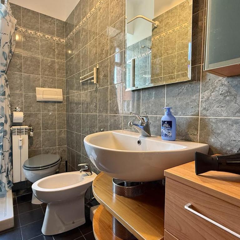 Private Terrace Apartment - One-Bedroom Apartment - 12