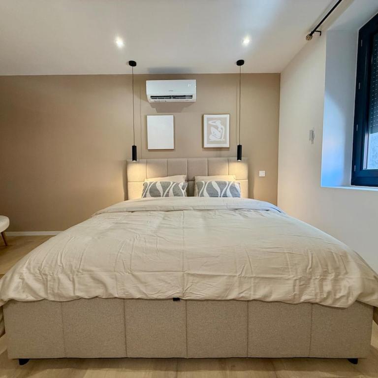 Le Patio Henri - Clim, suite & cour privée - Appartement 3 Chambres Deluxe - 22