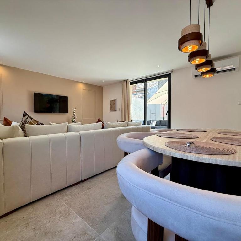 Le Patio Henri - Clim, suite & cour privée - Appartement 3 Chambres Deluxe - 25