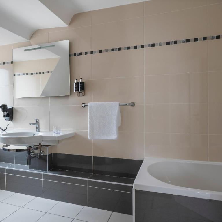 Hôtel de l'Europe by HappyCulture - Chambre Double Supérieure - 3