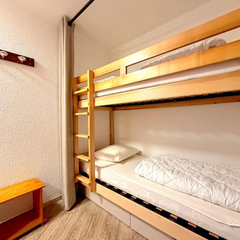 Superbe T2 avec piscine et vue - Pied des pistes - Appartement 1 Chambre avec Balcon et Vue sur les Montagnes - 8