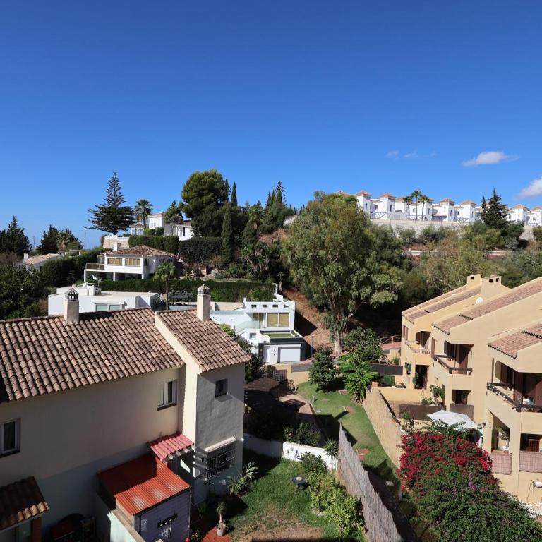 AE7 - Townhouse for 5 with Private Garage and Year-Round Pool - Terrace and AC - Casa - 22