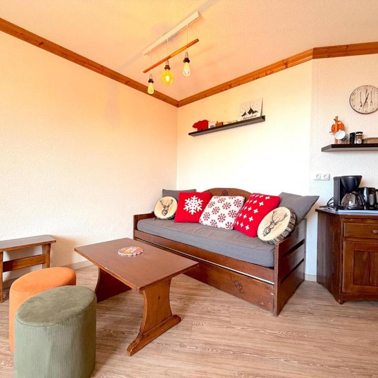 Superbe T2 avec piscine et vue - Pied des pistes - Appartement 1 Chambre avec Balcon et Vue sur les Montagnes - 24