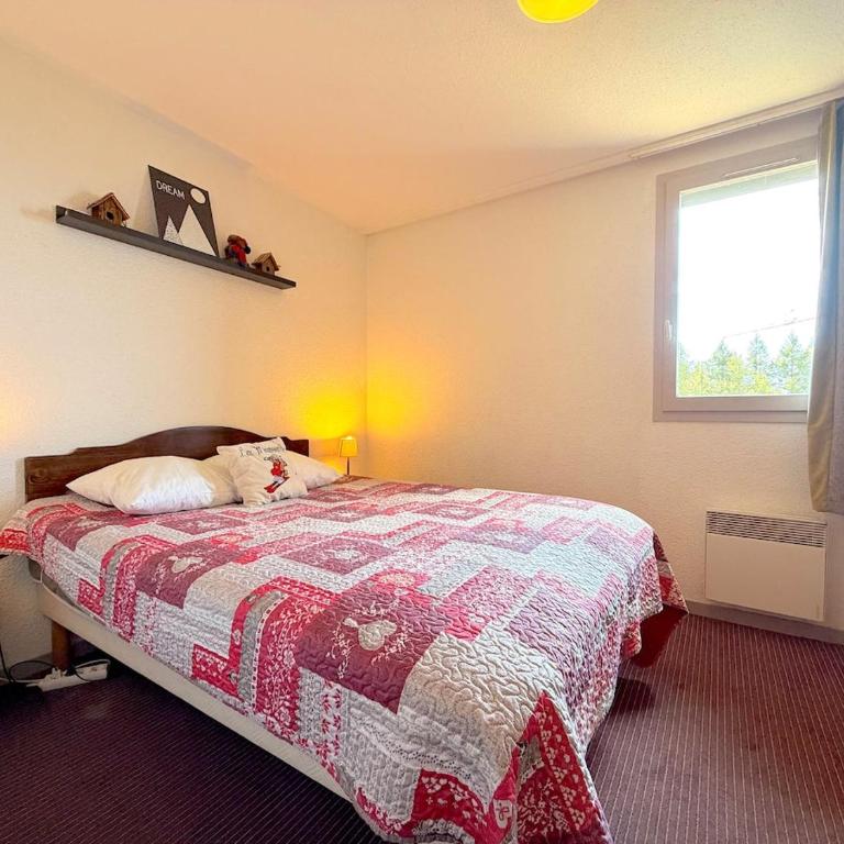Superbe T2 avec piscine et vue - Pied des pistes - Appartement 1 Chambre avec Balcon et Vue sur les Montagnes - 25