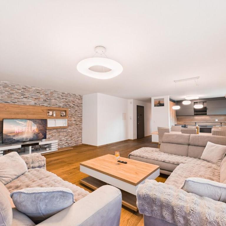 Briger apartment right in the city of Brig - Apartment mit 3 Schlafzimmern - 2
