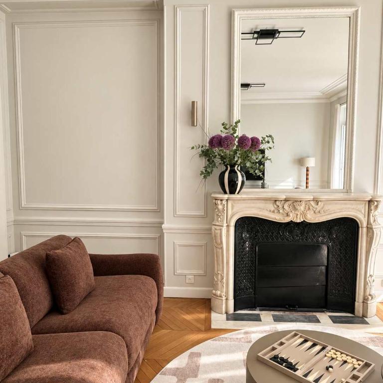 Refined Montaigne 2BR Suite 6P - Appartement 3 Chambres - 4