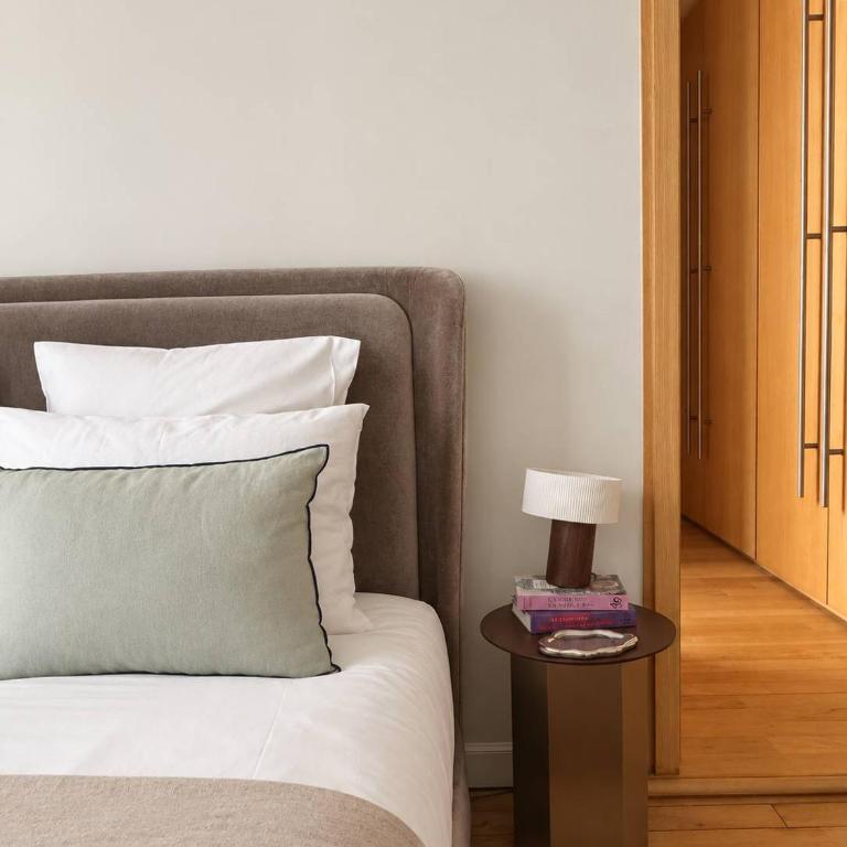 Refined Montaigne 2BR Suite 6P - Appartement 3 Chambres - 9