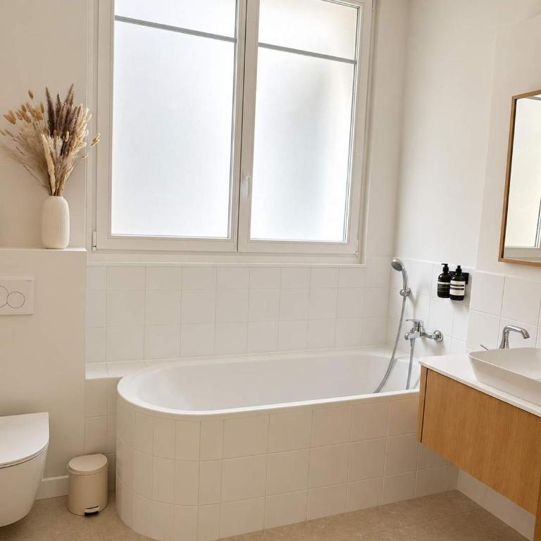 Refined Montaigne 2BR Suite 6P - Appartement 3 Chambres - 17