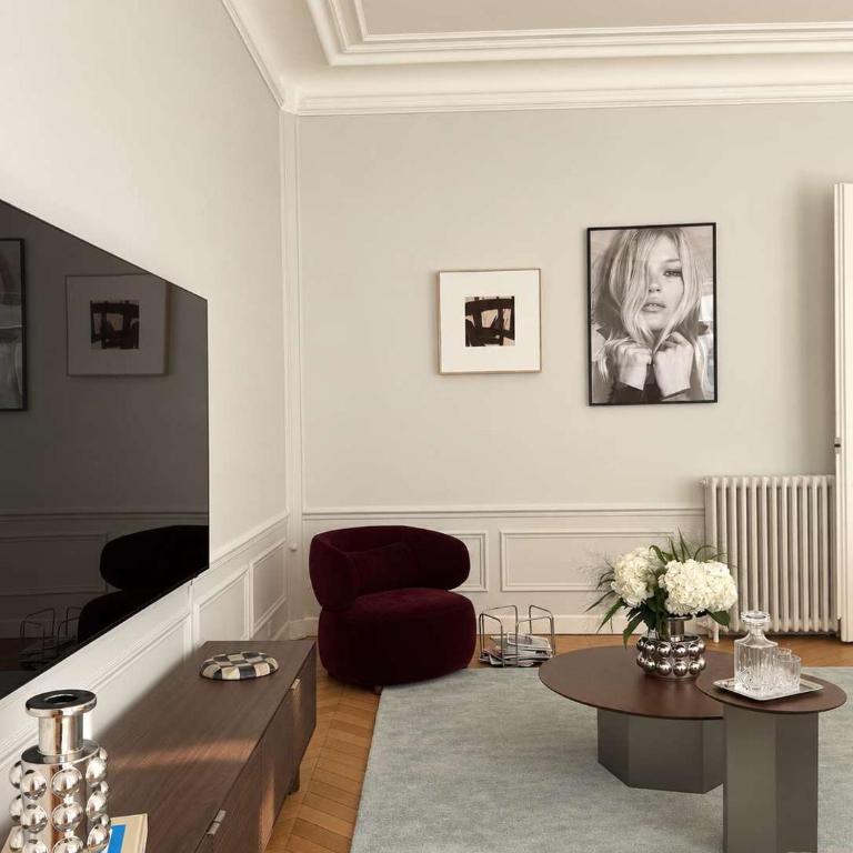 Refined Montaigne 2BR Suite 6P - Appartement 3 Chambres - 20