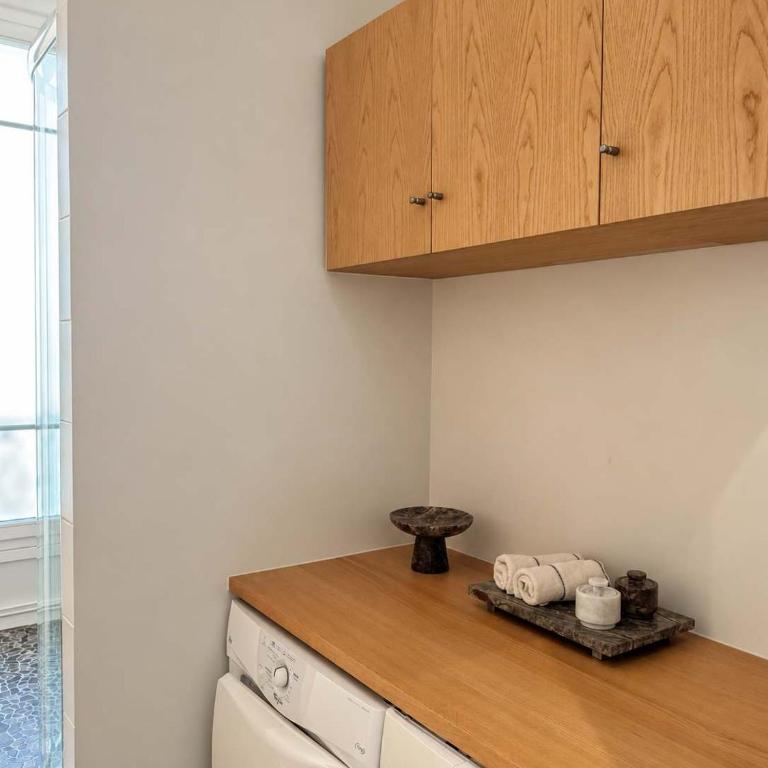 Refined Montaigne 2BR Suite 6P - Appartement 3 Chambres - 24