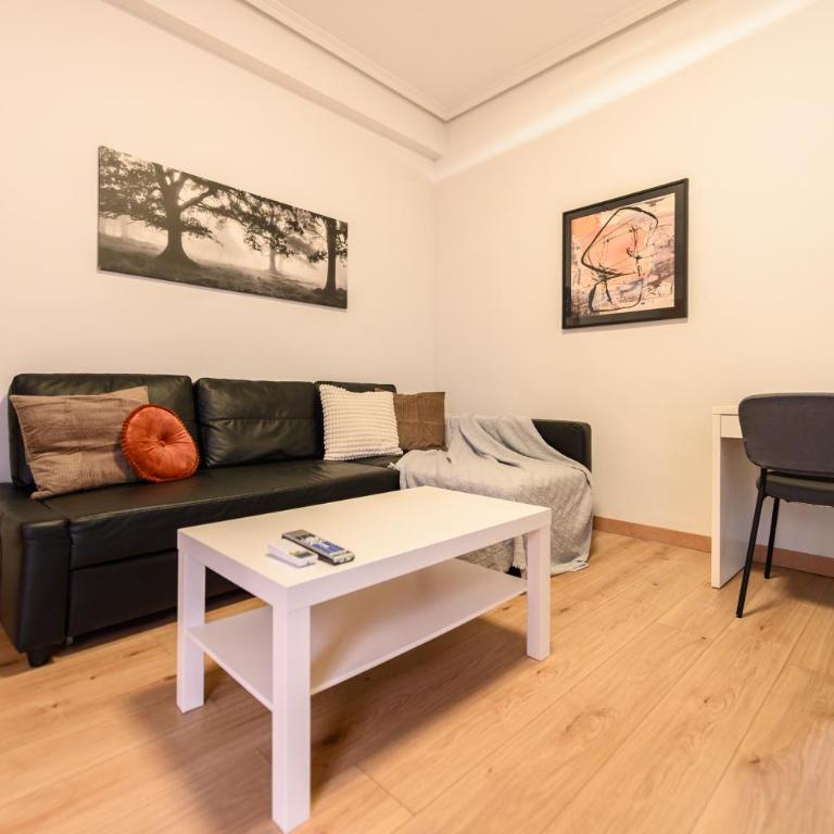 ADU151A - Piso 2 de dormitorios en Sol, Centro de Madrid - Alquiler temporal - Apartment mit 2 Schlafzimmern - 9