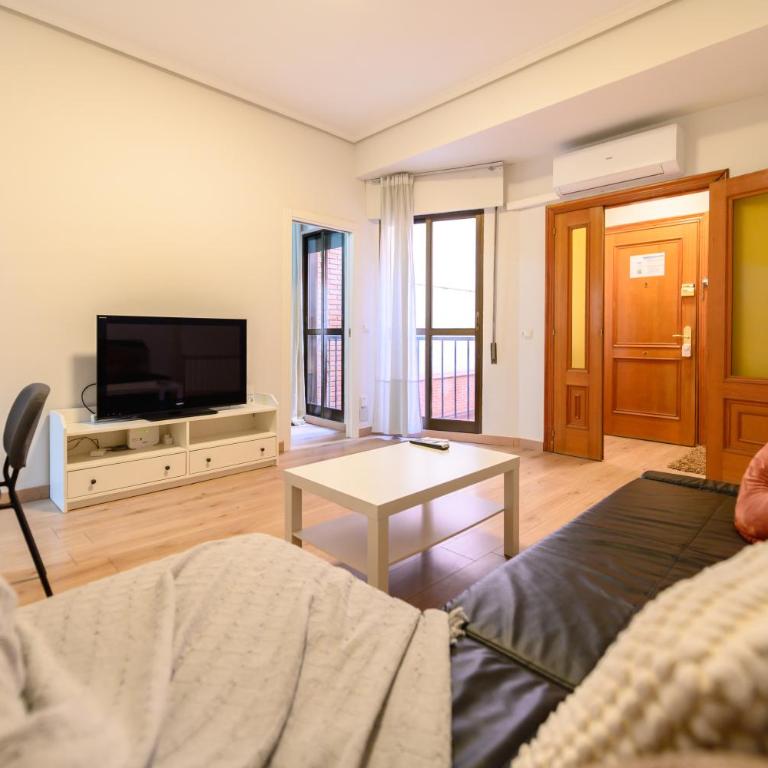 ADU151A - Piso 2 de dormitorios en Sol, Centro de Madrid - Alquiler temporal - Apartment mit 2 Schlafzimmern - 12