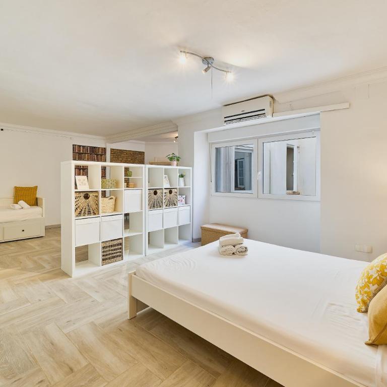 Apartamento Rayuela - Three-Bedroom Apartment - 13