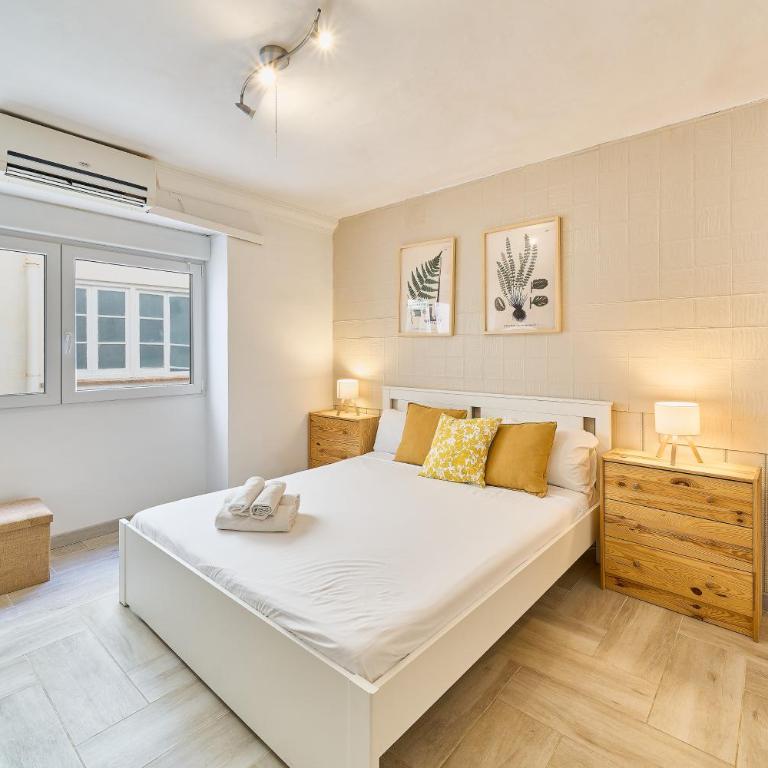 Apartamento Rayuela - Three-Bedroom Apartment - 14