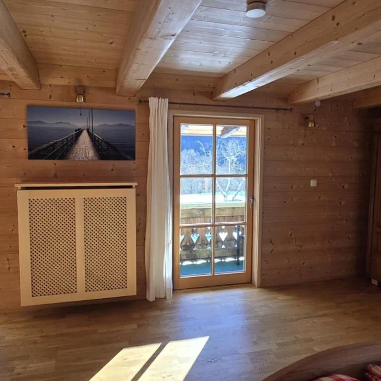 Ferienwohnung Bergwald inkl. Chiemgaukarte - Apartment mit 2 Schlafzimmern und Balkon - 8