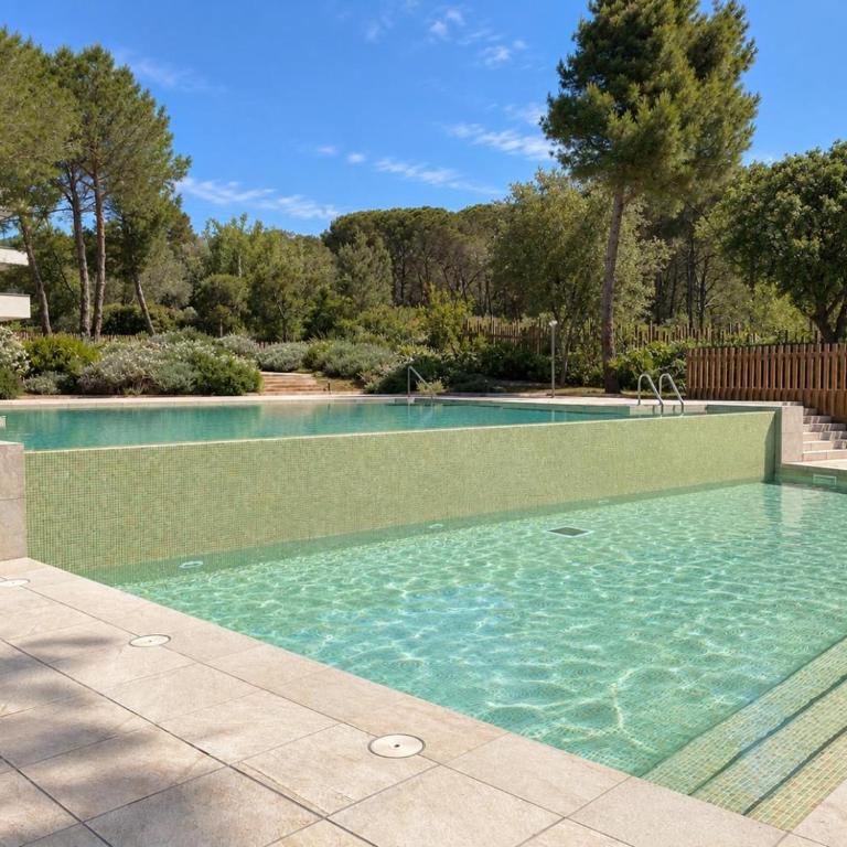 Apartamento nuevo, equipado y decorado con estilo - Two-Bedroom Apartment - 42