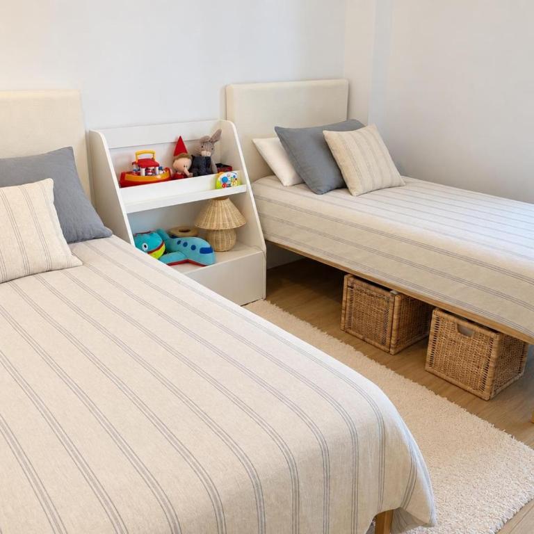 Apartamento nuevo, equipado y decorado con estilo - Two-Bedroom Apartment - 57