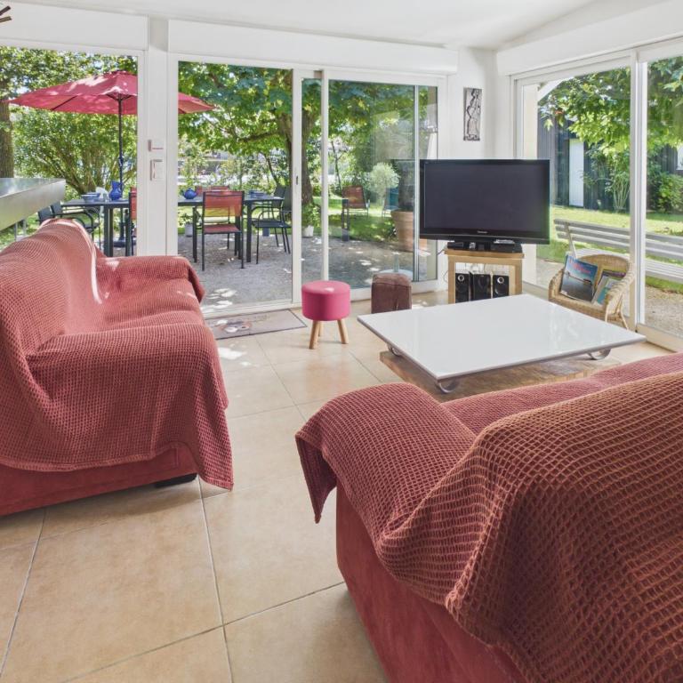 Idéalement situé - superbe jardin - 200m plage - Villa - 8