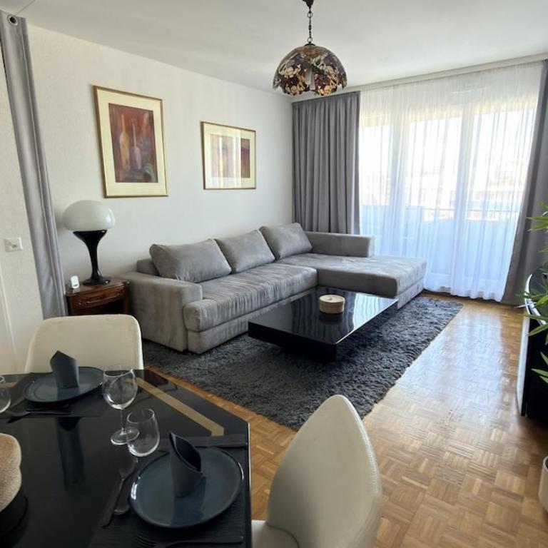 Bright and Spacious apartment with great views - Appartement 2 Chambres - 18