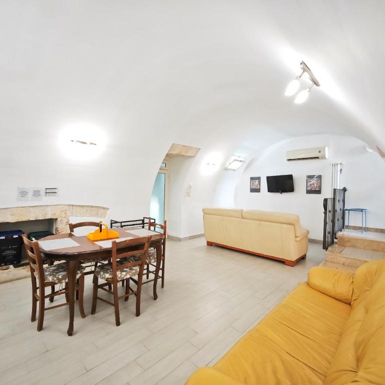 Tavernetta Cavour - Appartamento con 3 Camere da Letto - 12