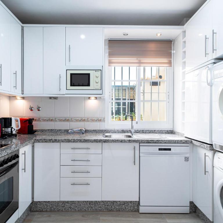 Toboso 1R Beach Living - Deluxe Apartment mit 1 Schlafzimmer - 14