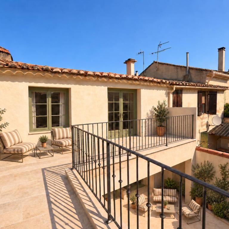 Isidore - Chambre Familiale avec Terrasse - 1
