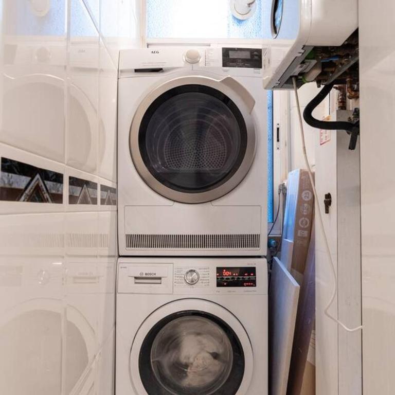 Monthly Central Flat Urgell 1 min AC Wi-Fi - Apartamento - 4