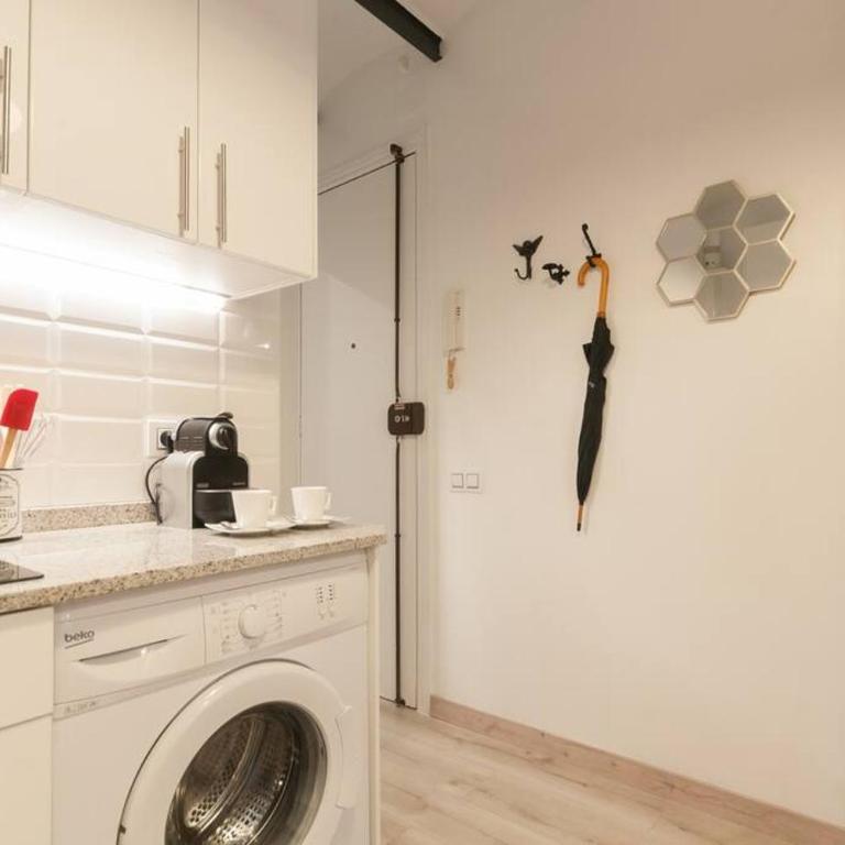 Quiet Central 2BR for 3 - Apartamento - 15