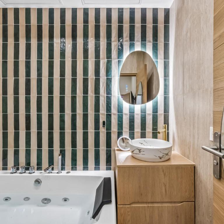 Lavie Maison - 12 Guests, Jacuzzi, Pompidou - Apartment - 20