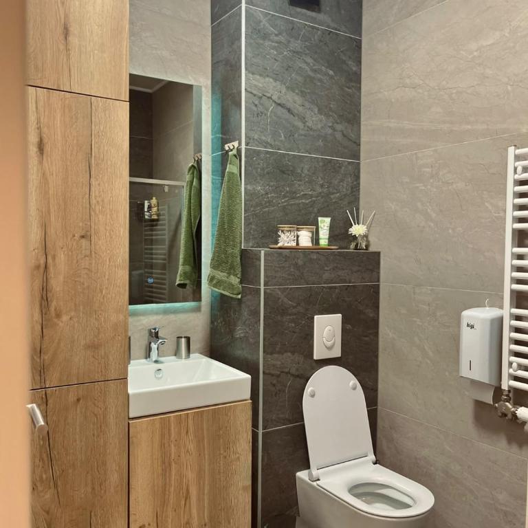 Azure Premium Residence - Deluxe Apartment - 12