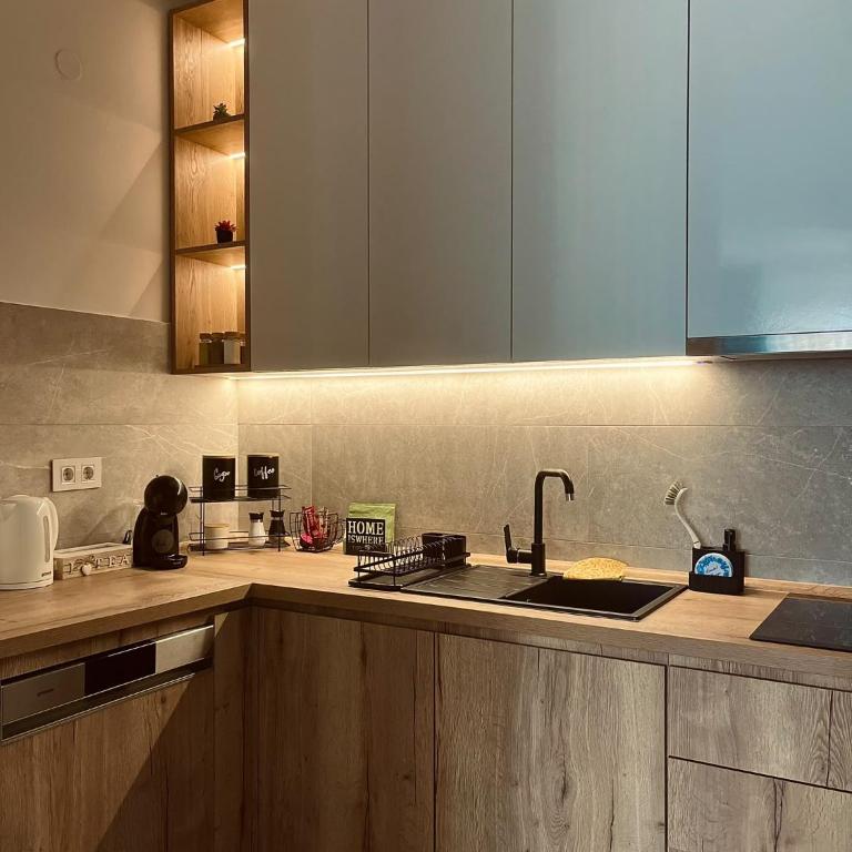 Azure Premium Residence - Deluxe Apartment - 7