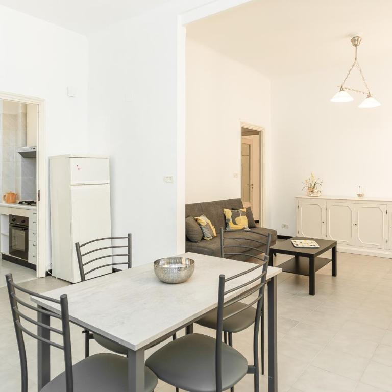 7 minuti dal Centro Città - Appartamento con 1 Camera da Letto - 7
